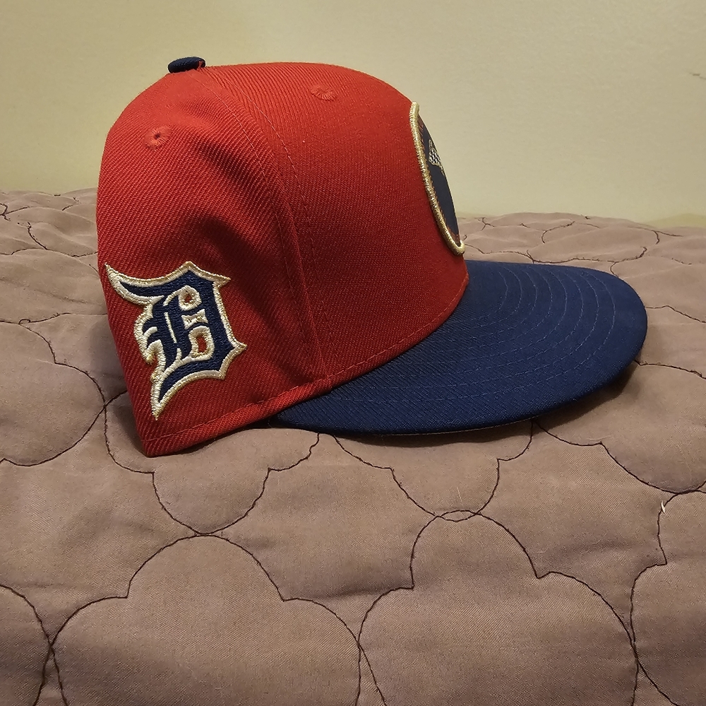 Detroit Tigers hat - Picture 3 of 4